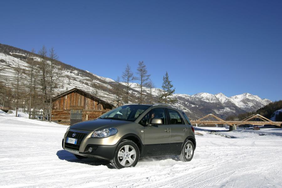  Fiat Sedici (189) 2006 года  (фото 87 из 137)